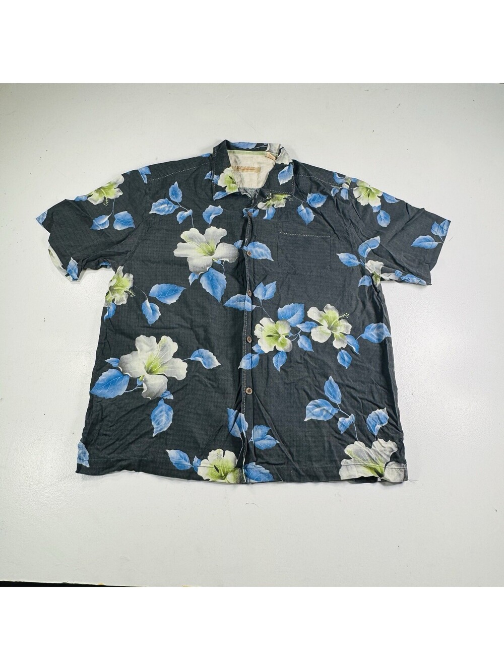 Tommy Bahama Hawaiian Shirt Blue Black Floral 100% Silk Men’s Size XL